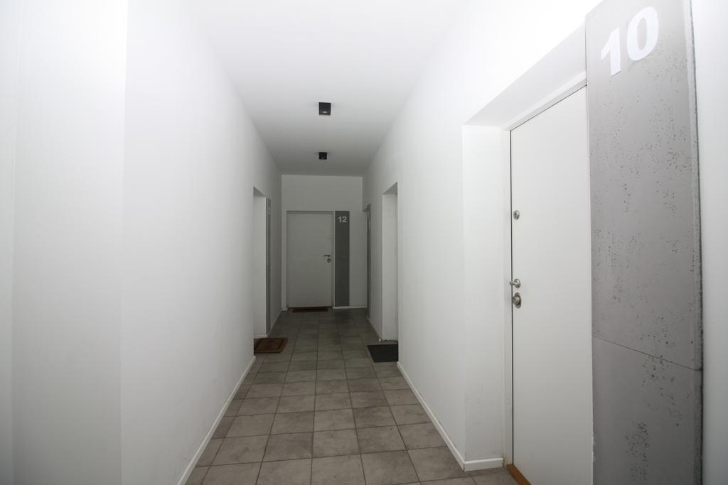 Red Apartament