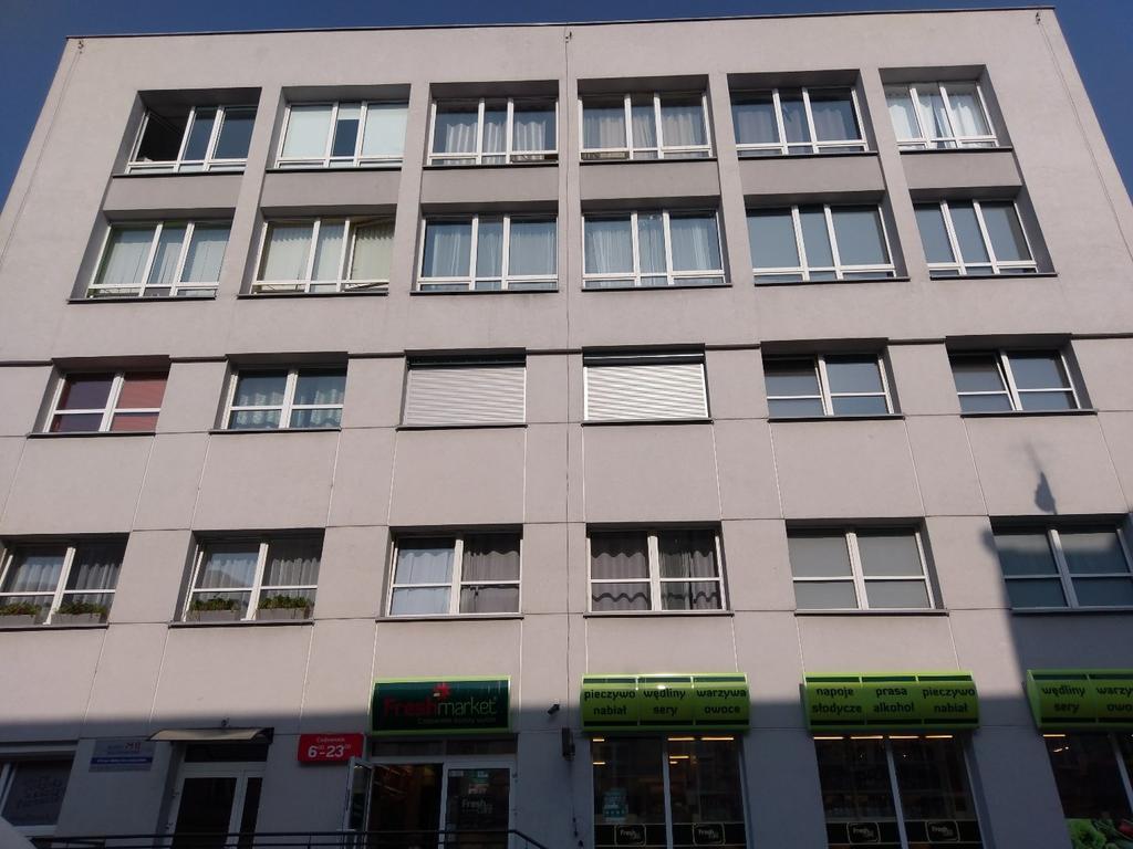 Red Apartament