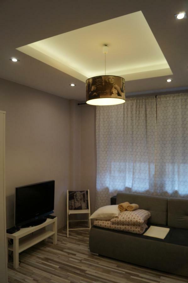 Apartament Red *