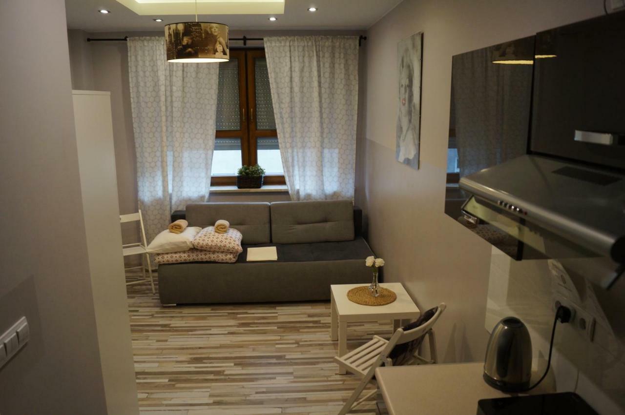 Apartament Red *